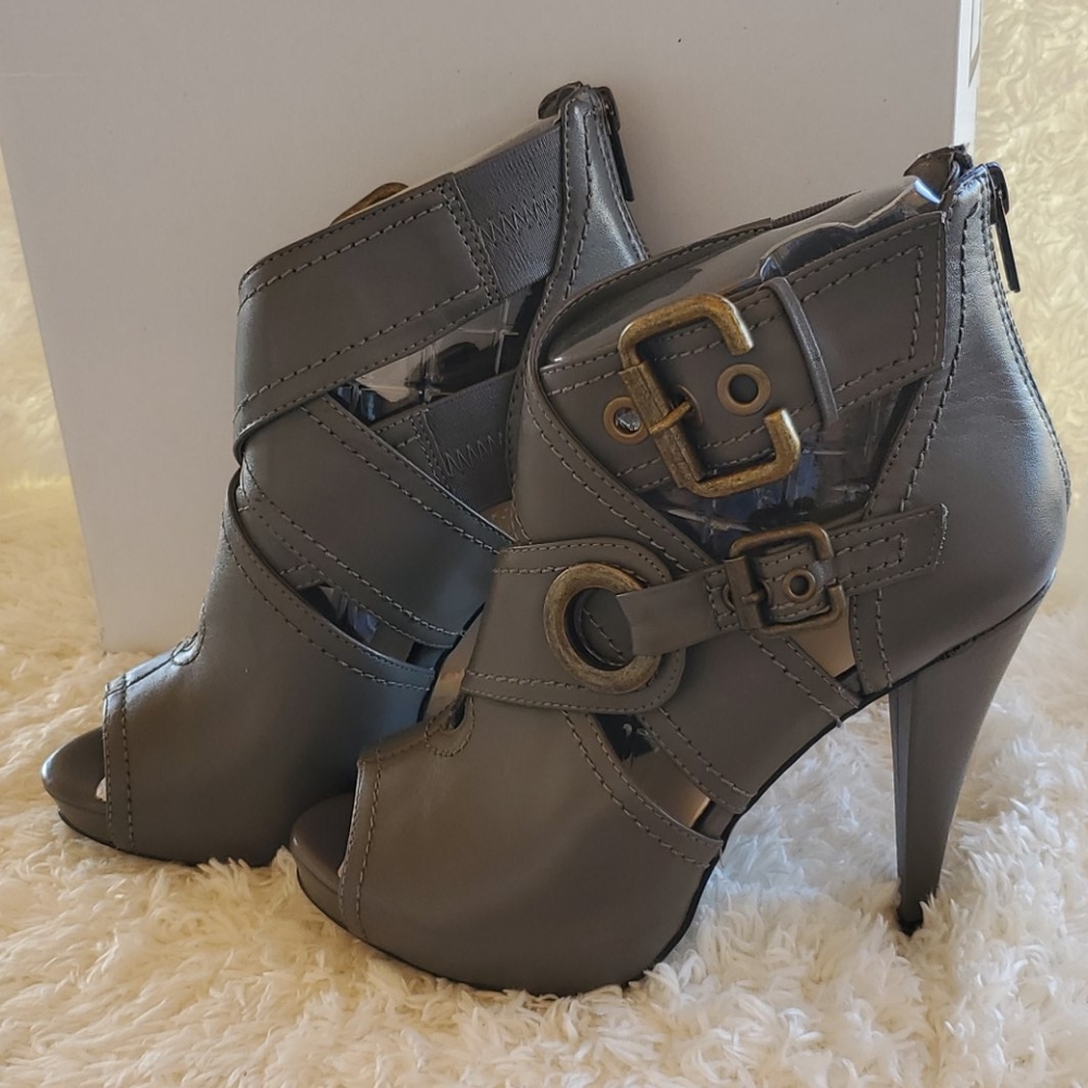 Booties - Picture 3 of 7